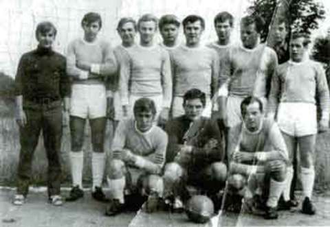 Fu&szlig;ballmanschaft von damals