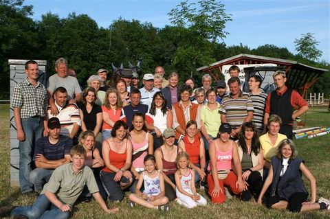 Reit- und Fahrverein Gruppenbild von 2006 Reit- und Fahrverein Gruppenbild von 2006