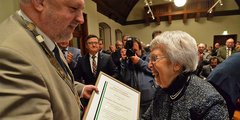 Ehrenb&uuml;rgerin Frau M&uuml;ksch